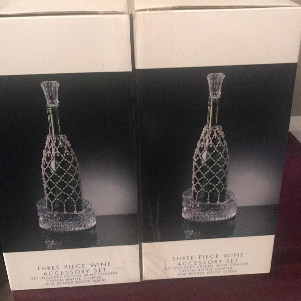 Crystal wine set